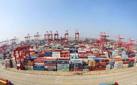 山東全力爭取青島港自貿(mào)港政策 沿海內(nèi)陸十余地競逐，上海貿(mào)易地位受關(guān)注